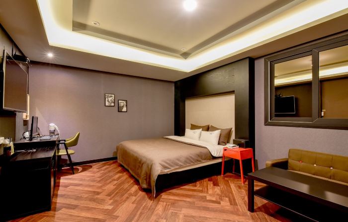 French Code Hotel
