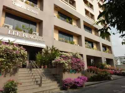Lee Place Hotel Hotel a Bang Hua Suea
