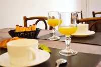 Nouvel Hotel - Breakfast