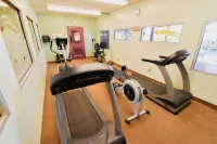 Canad Inns Destination Centre Polo Park - ที่มีฟิตเนส