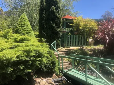 Mole Creek Hideaway Hotels near Trowunna Wildlife Sanctuary