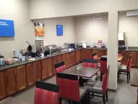 Comfort Inn & Suites Junction City - Near Fort Riley - breakfast