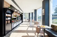 B&B Hotel Massy Gare TGV Hotels in Massy