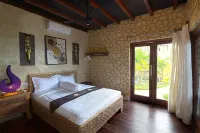 Villa Umbrella Lombok Hotels in Batu Layar