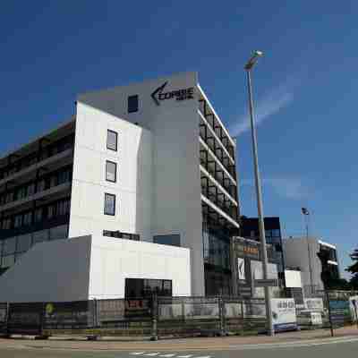 Corbie Lommel Ring Hotel Exterior