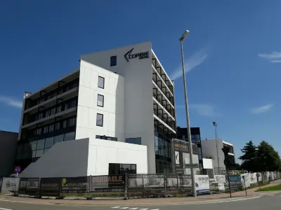 Corbie Lommel Ring Hotels near Center Parcs de Vossemeren