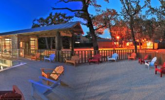 Albirondack Park Camping Lodge and Spa