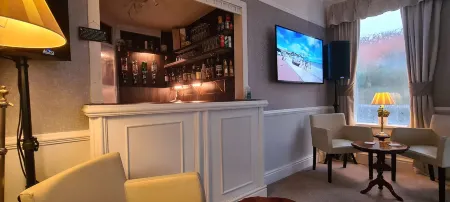 Sunnycroft Private Hotel Отели рядом с достопримечательностью «Запад Шор Бич»