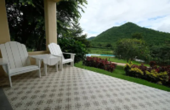 Hi-Scene Resort