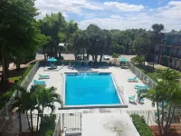 Altamonte Springs Hotel and Suites Hotels in Apopka