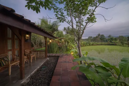 Rumah Jembarati Отели в г. Cangkringan