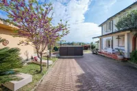 Borgo House in Florentine Hills with Pool