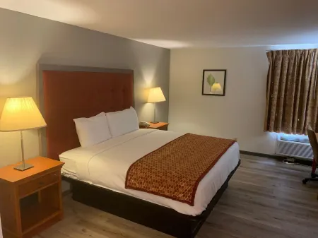 University Inn of Stevens Point Отели в г. Стивенс Пойнт