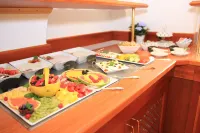Hotel Erbprinzenpalais - breakfast