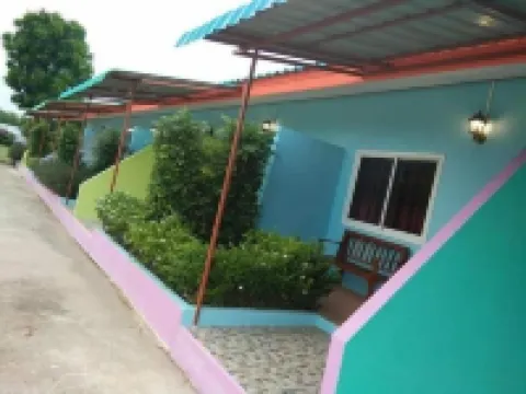 เรือนเจ้าเงาะ รีสอร์ท โรงแรมในอำเภอ ไชโย