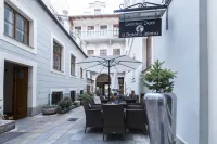 ホテル ウ ズラテホ イェレナ