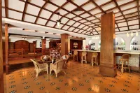 Radisson Resort Goa Cavelossim Beach - bar