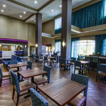 Comfort Suites Waco North - Near University Area