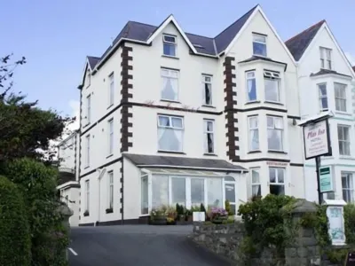 Plas Isa Hotel Hotels near Criccieth