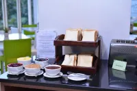 Whiz Prime Hotel Pajajaran Bogor - Bữa sáng