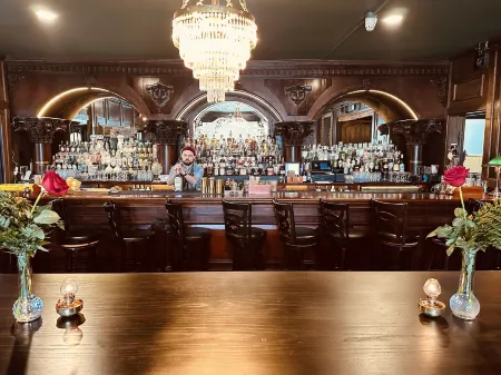 The DeLand Hotel Отели рядом с достопримечательностью «Мелчинг Филд эт Конрад Парк»