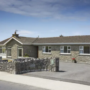 Luxury Lodges in Doolin Village