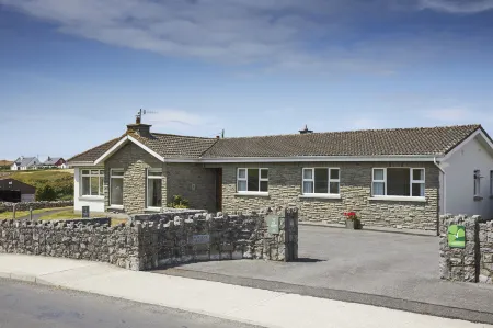 Luxury Lodges in Doolin Village Отели в г. Дулин