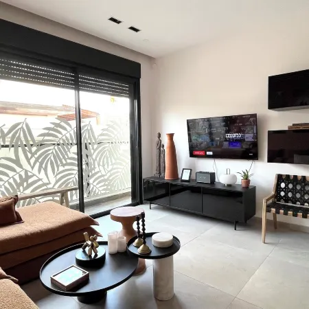 Jerusalem 9 - by Beach Apartments TLV
