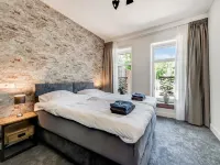 帶水療浴缸的時尚農舍 科茨特蒂勒住宿飯店