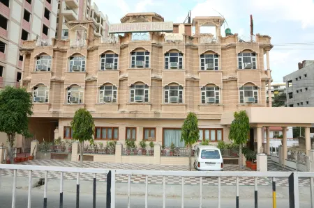 Hotel Garden View Отели рядом с достопримечательностью «View Point at Temple Wall»