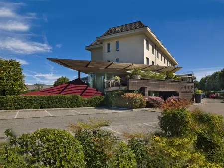 Axolute Comfort Hotel Отели в г. Марьяно-Коменсе