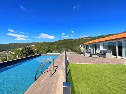 Casas Capela by O'Porto Seven - parking