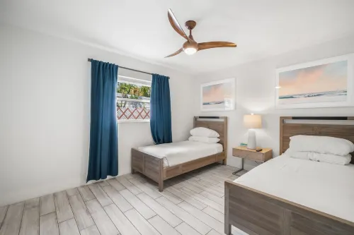 Stunning 2BR Suite, Just Steps to the Beach