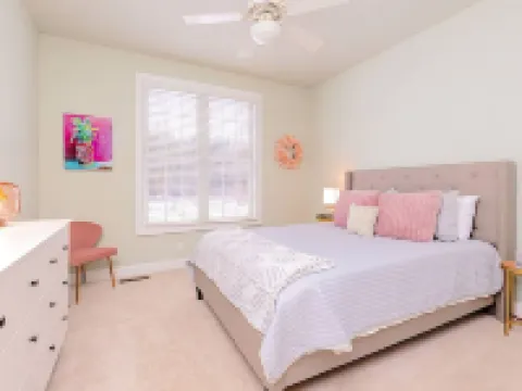 Stoney Creek Cottage Wintergreen w EV Charger Hotels in Rockfish