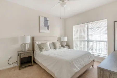 Southbelt Furnished Smart Apartments by Barsala Отели рядом с достопримечательностью «Космический центр в Хьюстоне»