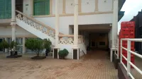 Abal Hall and Hotels