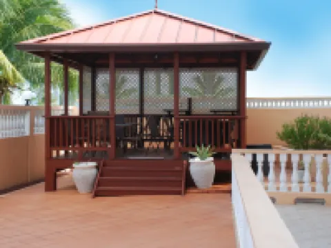 Aupic Paradise Hotels in Savannes