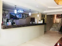 Feligold Royal Hotel Benin - 3 ดาว