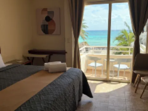 Luciana Hotel & Beach Club