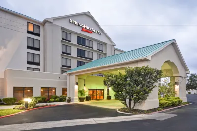 SpringHill Suites San Antonio Medical Center/Northwest Các khách sạn gần Villas at Babcock