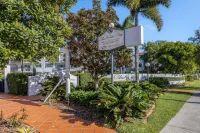 Blue Water Bay Luxury Villas