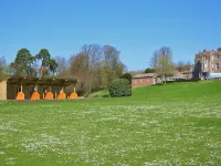 Donnington Grove -  Ferienhäuser