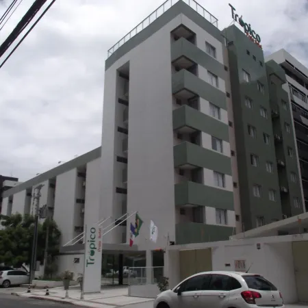 Trópico Praia Hotel