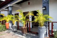 Royal Tulip Court Hotels in Sowutoum