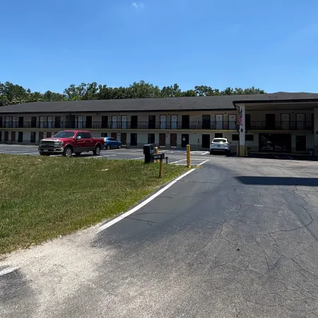 Travelodge by Wyndham Alachua