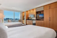 𝐓𝐑𝐔𝐌𝐏 56th Floor ⁕ Luxury Suite ⁕ Strip Views