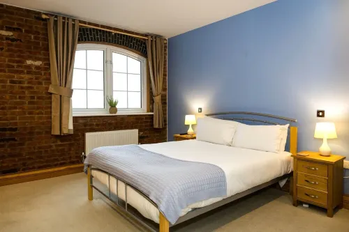 The Wharf - marina escape from busy urban lives