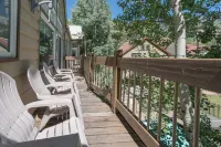 Etta Place Too 113 by AvantStay Close to Town the Slopes in Complex w Communal Pool Hot Tub