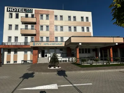 Hotel Yvy โรงแรมใน