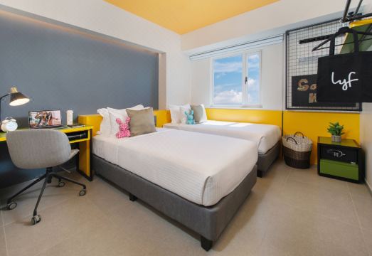 lyf Malate Manila의 현대적인 공용 공간